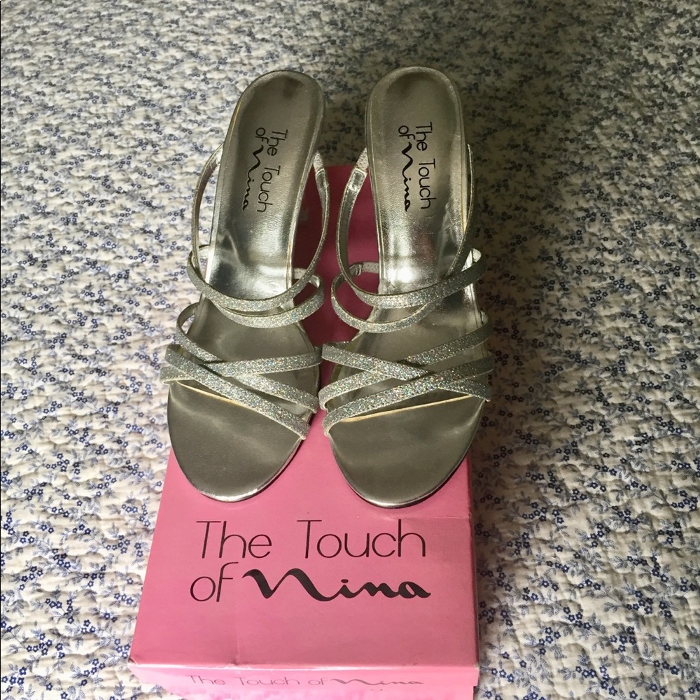 Dress shoes